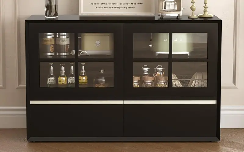 A Clean Rectangular Silhouette